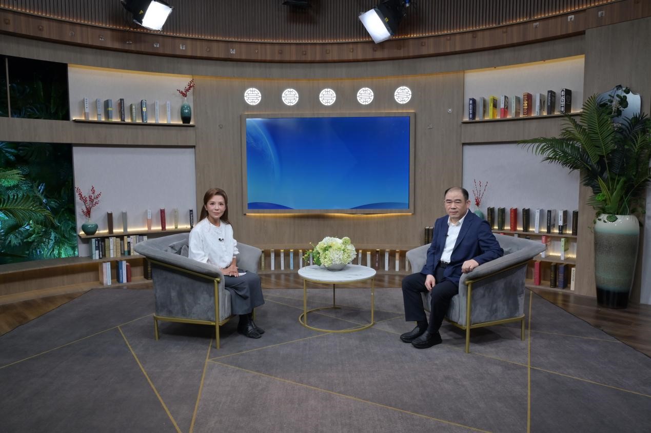 正先教育董荣强：数字化管理 育学子成长