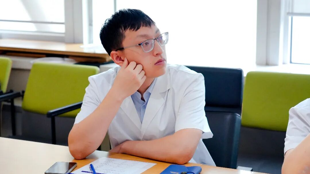 薪火映金陵，传道启新程——南京鼓楼医院脊柱畸形交流会圆满落幕