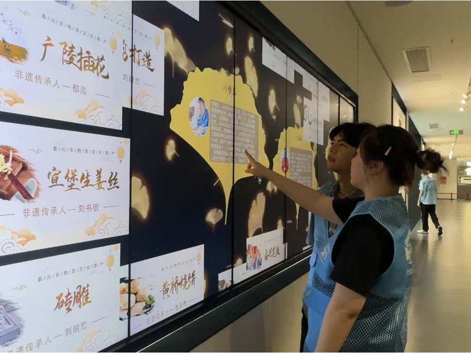 南通大学杏林学院昆韵予安实践团开展“寻迹名贤风骨，赓续泰州文脉”主题实践活动