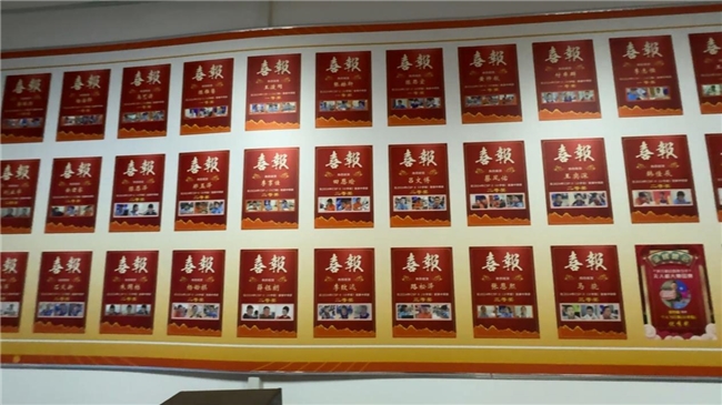全国科普月，一个小魔方，打开科技教育的“大窗口”——云领橙长“科技星期五”魔方体验课走进甸柳社区