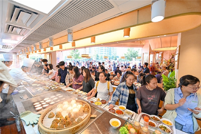 鱼你在一起7.0北京启幕:一条鱼之外,揭笼小碗菜自选模式
