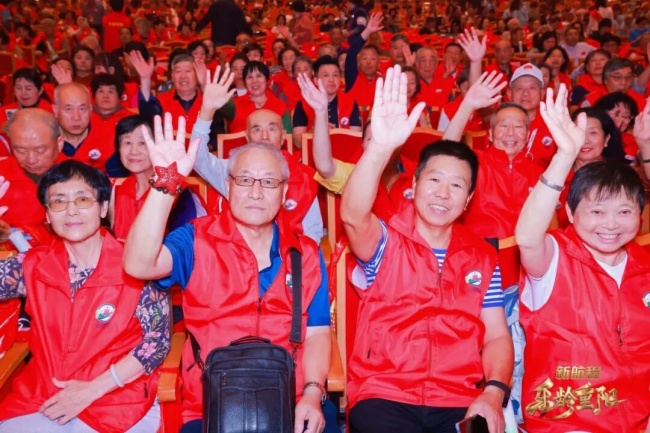 孝亲敬老不该是节日仪式：新航程平台用一场晚会论证乐龄文化的真谛